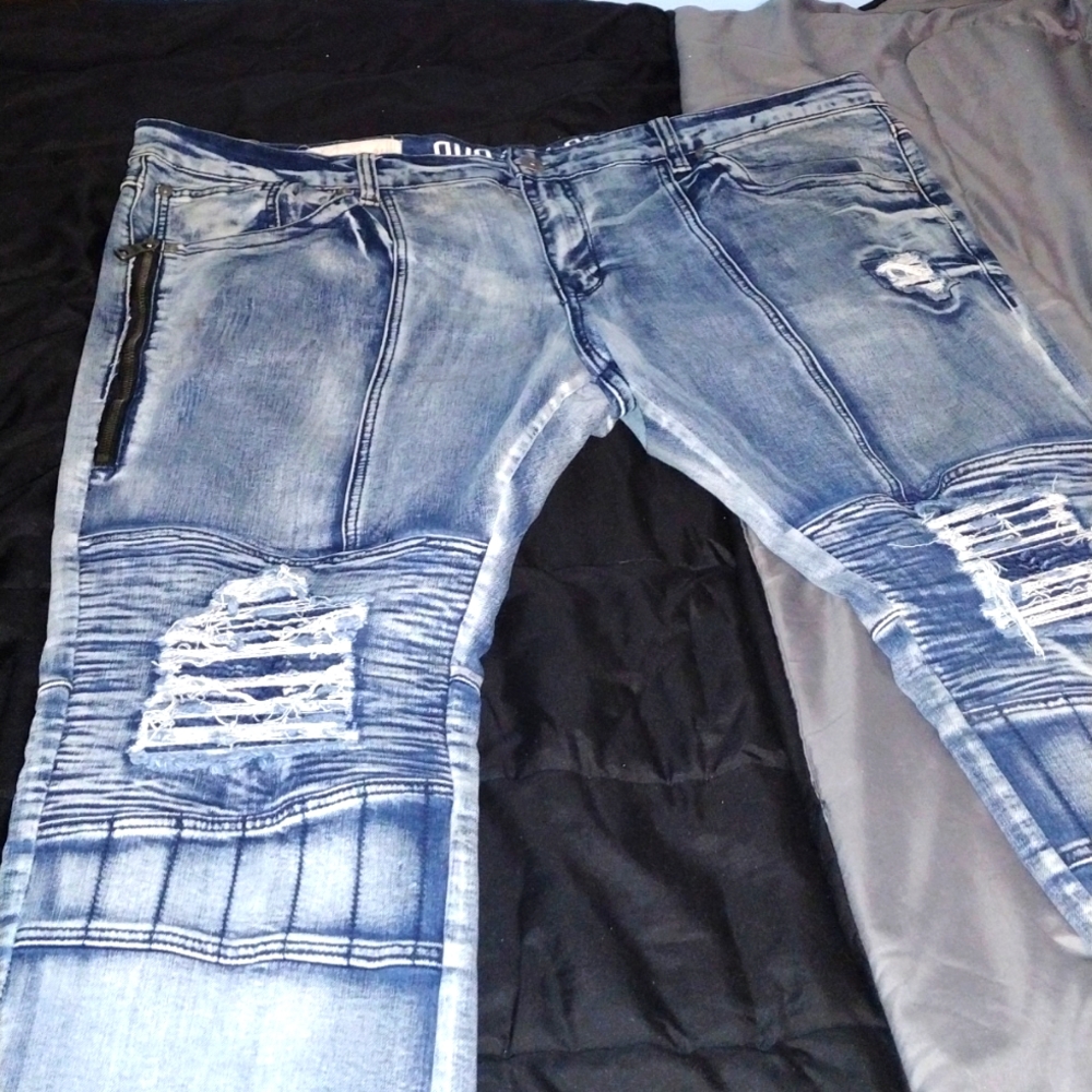 AKA LAB STONE WASHED BIKER JEANS